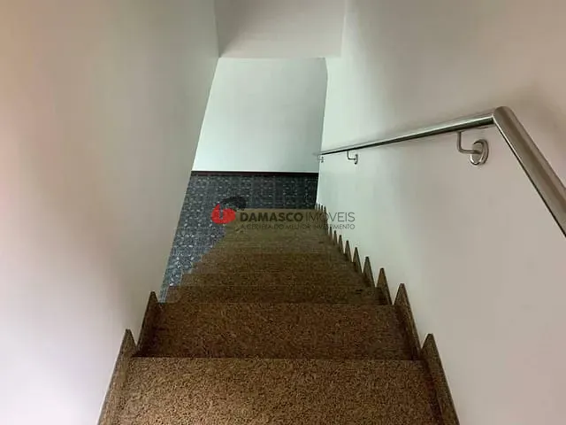 Sobrado com 256m² 3 quartos e 1 banheiro, à venda, no bairro Santa Paula em São Caetano do Sul