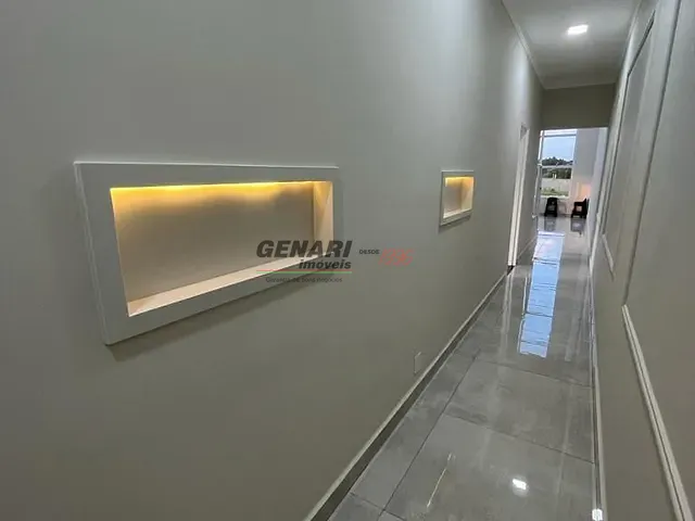 Sobrado com 322m² 4 quartos e 5 banheiros, à venda, no bairro Caldeira em Indaiatuba