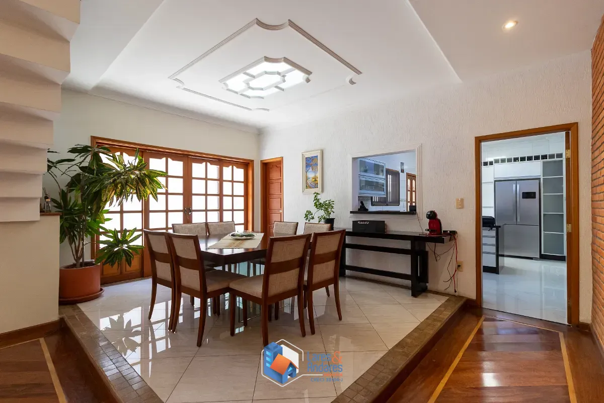 Sobrado, 3 quartos, 241 m² - Foto 4