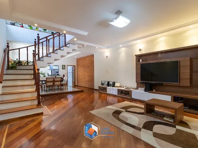 Sobrado com 248m² 3 quartos e 5 banheiros, à venda, no bairro Vila Clementino em São Paulo