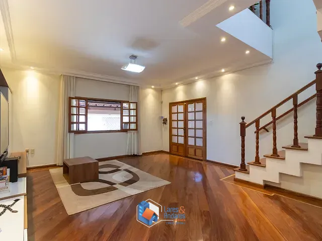 Sobrado com 248m² 3 quartos e 5 banheiros, à venda, no bairro Vila Clementino em São Paulo