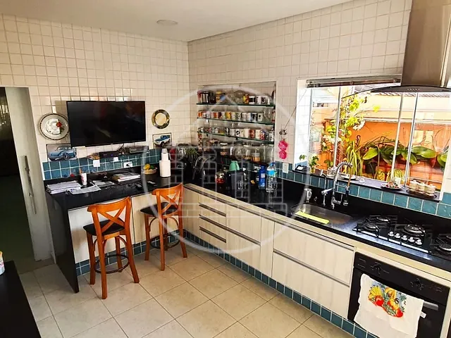 Sobrado com 155m² 4 quartos e 4 banheiros, à venda, no bairro Jardim Umarizal em São Paulo