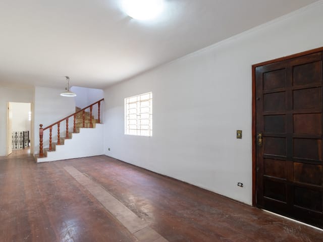 Foto do Sobrado - Sobrado para venda em Vila Marari com 3 quartos, sendo 1 suíte, 180m² | Lares e Andares Imóveis