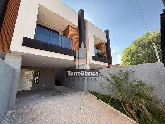Sobrado com 117m² 3 quartos e 3 banheiros, para alugar, no bairro Colônia Dona Luiza em Ponta Grossa