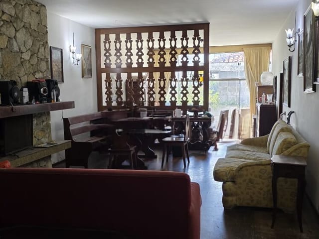 Foto do Sobrado - Sobrado para venda em Santo Amaro com 5 quartos, sendo 3 suítes , 300m² | Lares e Andares Imóveis