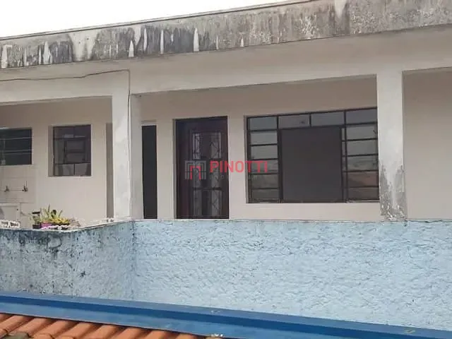 Sobrado 4 quartos e 4 banheiros, à venda, no bairro Vila Alvinópolis em São Bernardo do Campo
