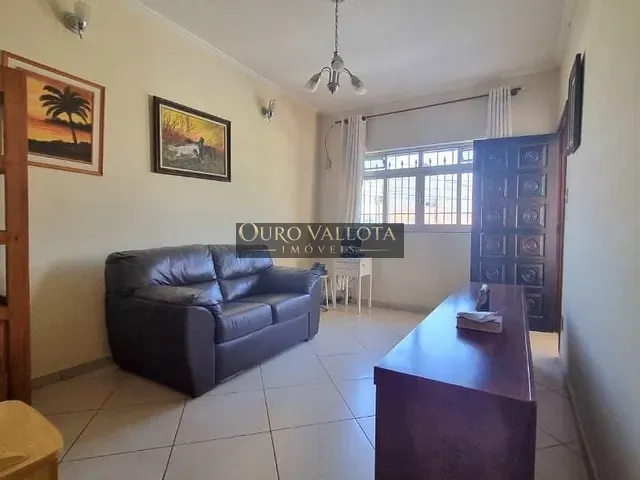 Sobrado com 200m² 3 quartos e 2 banheiros, à venda, no bairro Quinta da Paineira em São Paulo
