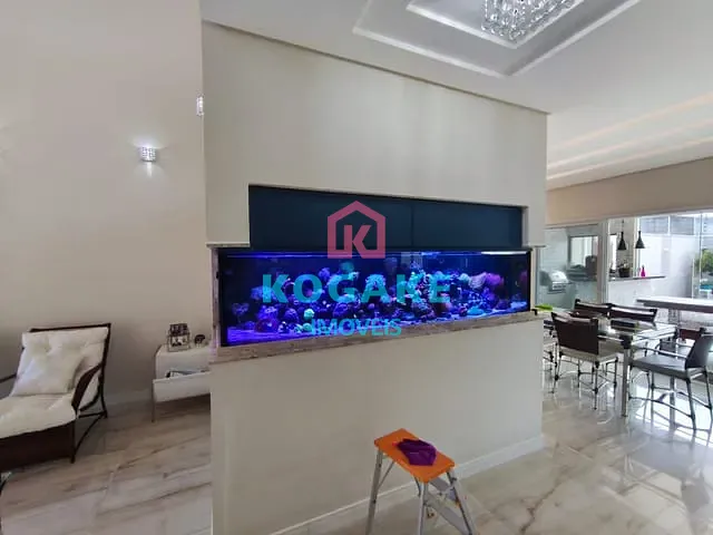 Sobrado com 350m² 3 quartos e 3 banheiros, à venda, no bairro Residencial Mantiqueira em São José dos Campos