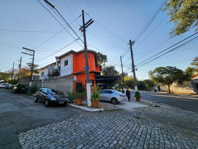 Sobrado com 744m², à venda ou para alugar, no bairro Jardim da Glória em São Paulo