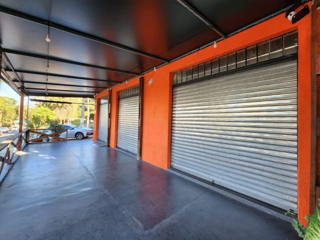 Sobrado com 744m², à venda ou para alugar, no bairro Jardim da Glória em São Paulo
