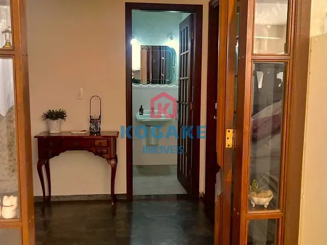 Sobrado com 450m² 4 quartos e 5 banheiros, à venda, no bairro Jardim Alvorada em São José dos Campos