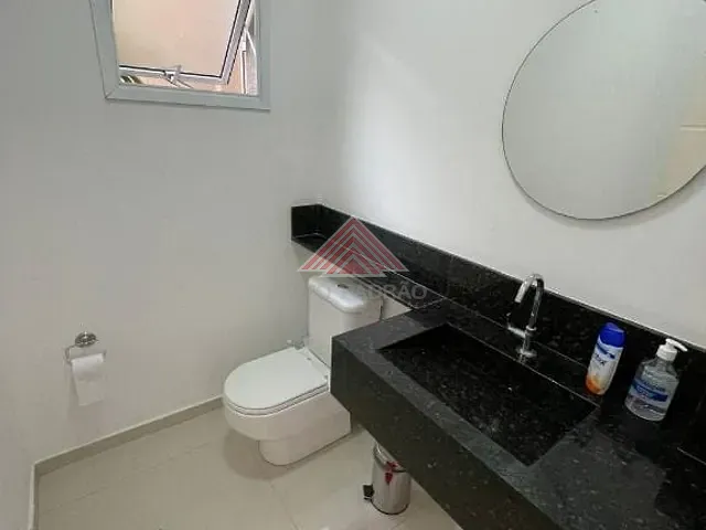 Sobrado com 125m² 3 quartos e 1 banheiro, à venda, no bairro Parque São Vicente em Mauá