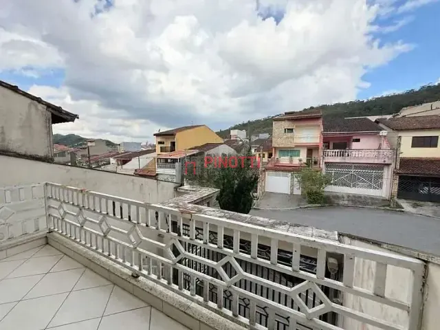 Sobrado 4 quartos e 4 banheiros, à venda, no bairro Parque Selecta(Montanhão) em São Bernardo do Campo