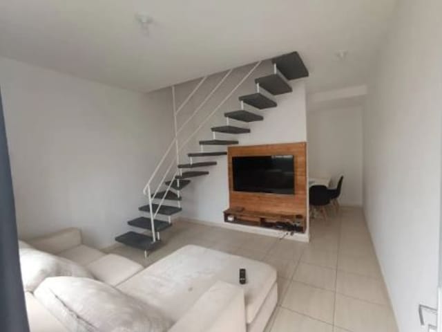 Foto do Sobrado - Sobrado com 2 dormitórios para alugar, 52 m² por R$ 2.058,00/mês - Jardim São Judas Tadeu - São José dos Campos/SP | INDEPENDENCE NEGOCIOS IMOBILIARIOS LTDA