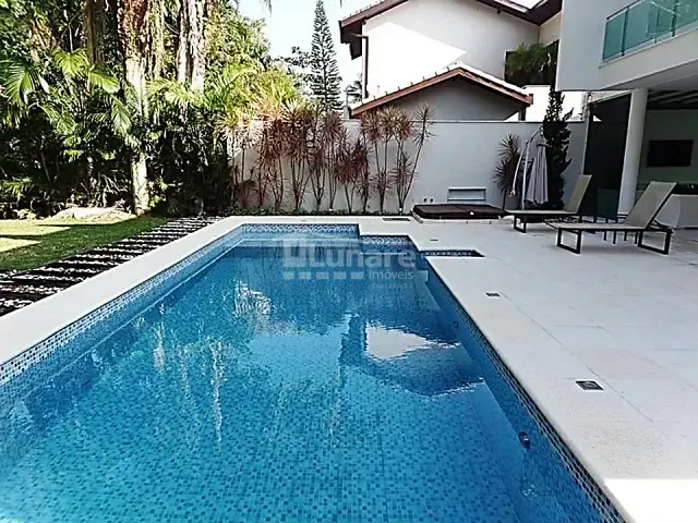 Sobrado com 525m² 6 quartos e 8 banheiros, à venda, no bairro Riviera de São Lourenço em Bertioga