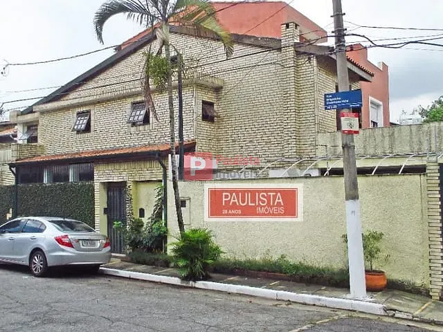 Sobrado 3 quartos e 2 banheiros, à venda, no bairro Campo Belo em São Paulo