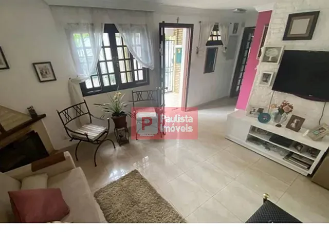 Sobrado 3 quartos e 2 banheiros, à venda, no bairro Campo Belo em São Paulo