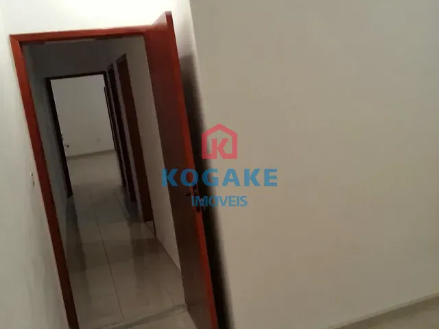 Sobrado com 150m² 3 quartos e 2 banheiros, à venda ou para alugar, no bairro Residencial Bosque dos Ipês em São José dos Campos