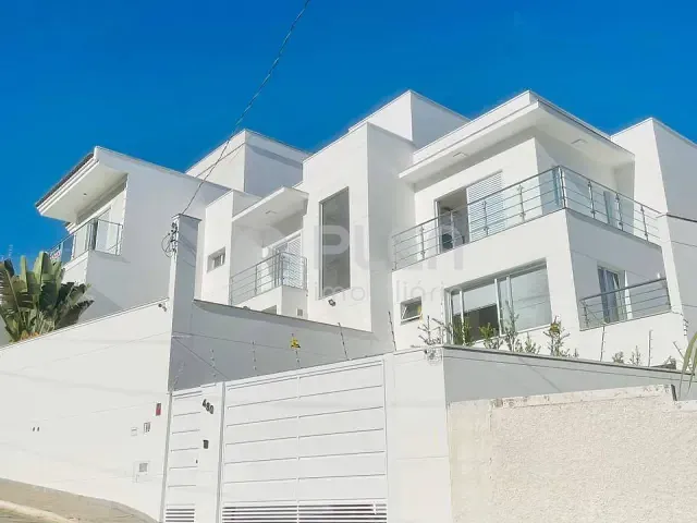 Sobrado 3 quartos e 5 banheiros, à venda, no bairro Vila Albertina em São Paulo
