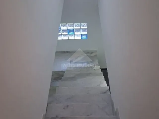 Sobrado com 125m² 4 quartos e 2 banheiros, à venda, no bairro Jardim Guapituba em Mauá