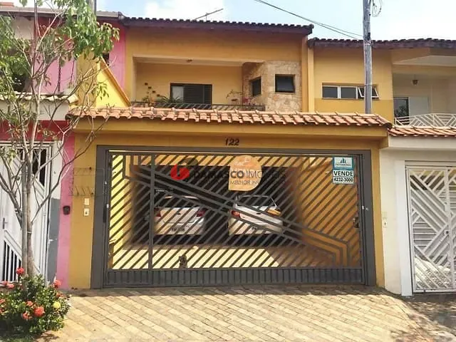 Sobrado com 201m² 4 quartos e 2 banheiros, à venda, no bairro Nova Gerti em São Caetano do Sul