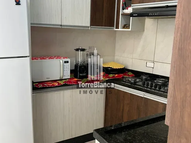 Sobrado com 108m² 3 quartos e 2 banheiros, à venda, no bairro Contorno em Ponta Grossa