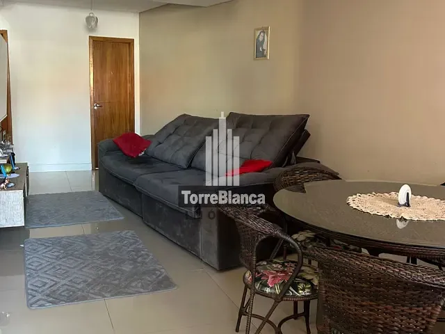 Sobrado com 108m² 3 quartos e 2 banheiros, à venda, no bairro Contorno em Ponta Grossa