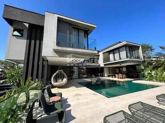 Sobrado com 964m² 7 quartos e 9 banheiros, à venda, no bairro Riviera de São Lourenço em Bertioga