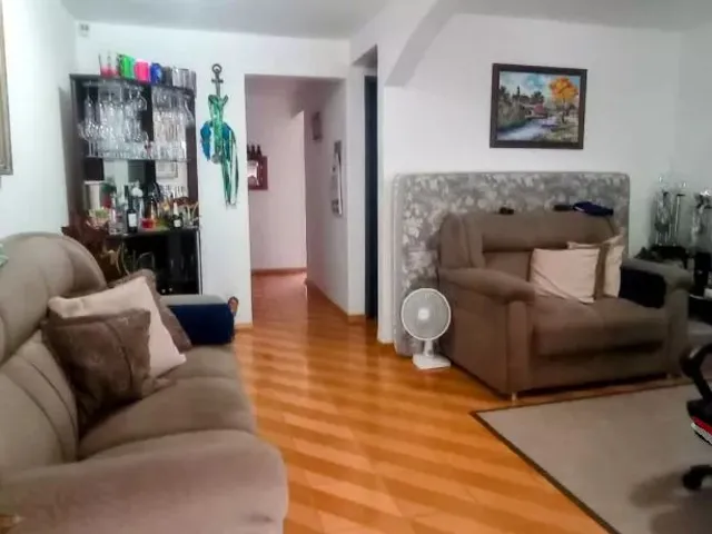 Casa com 110m² 3 quartos e 2 banheiros, à venda, no bairro Boa Vista em Curitiba