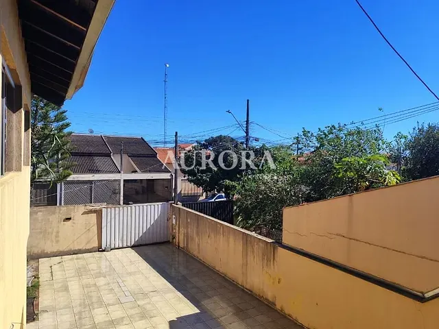Sobrado com 250m² 4 quartos e 3 banheiros, à venda, no bairro Antares em Londrina