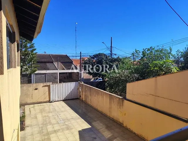 Sobrado com 250m² 4 quartos e 3 banheiros, à venda, no bairro Antares em Londrina