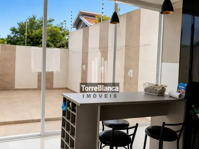 Sobrado com 114m² 2 quartos e 3 banheiros, à venda, no bairro Boa Vista em Ponta Grossa