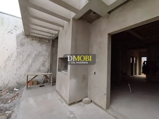 Sobrado com 160m² 3 quartos e 4 banheiros, à venda, no bairro Parque da Matriz em Gravataí