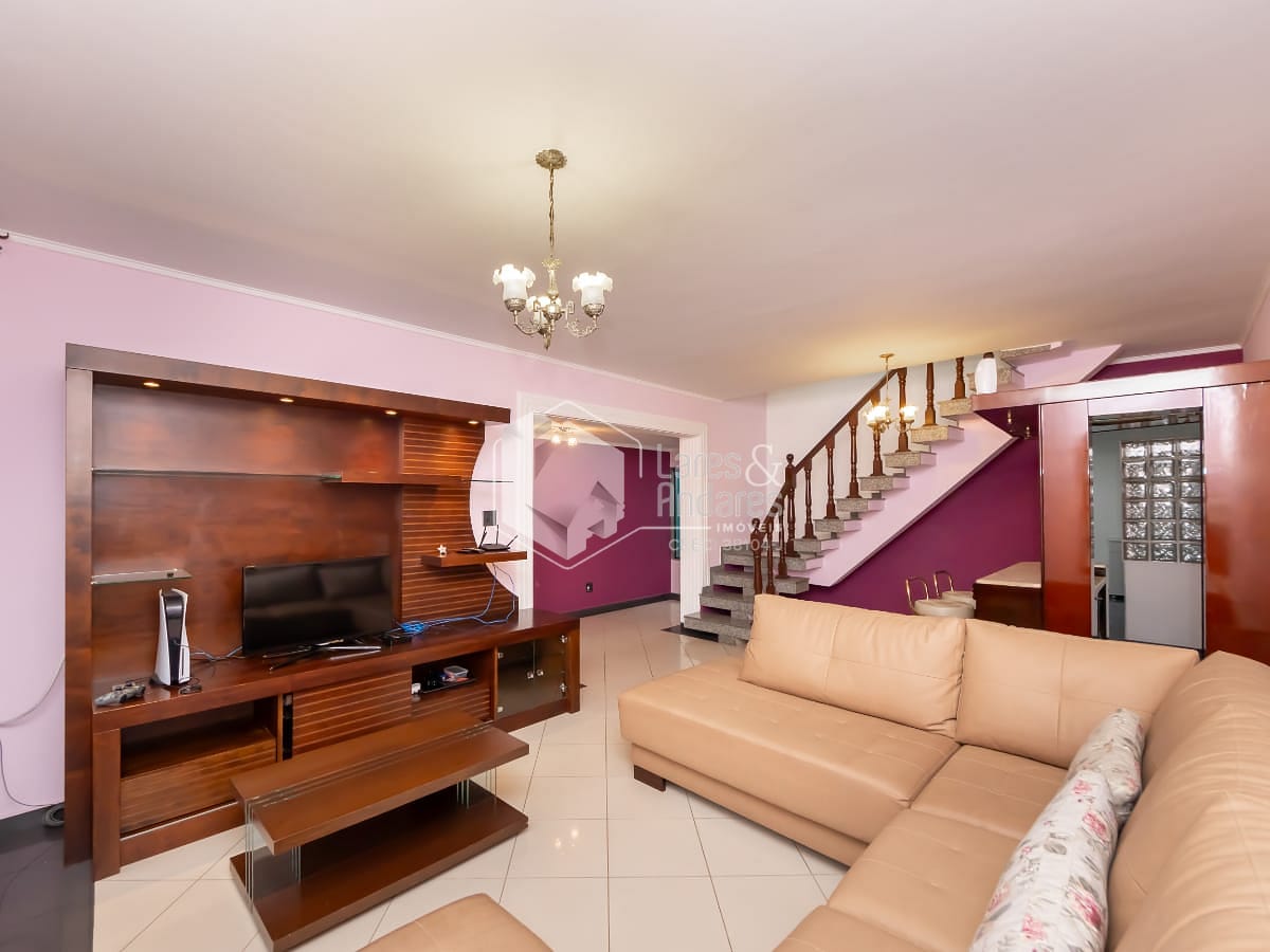 Sobrado à venda com 4 quartos, 200m² - Foto 8