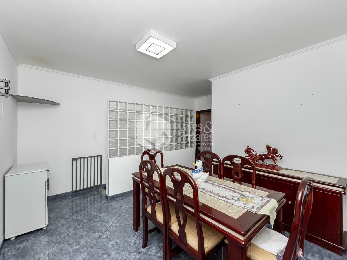 Sobrado à venda com 4 quartos, 200m² - Foto 17