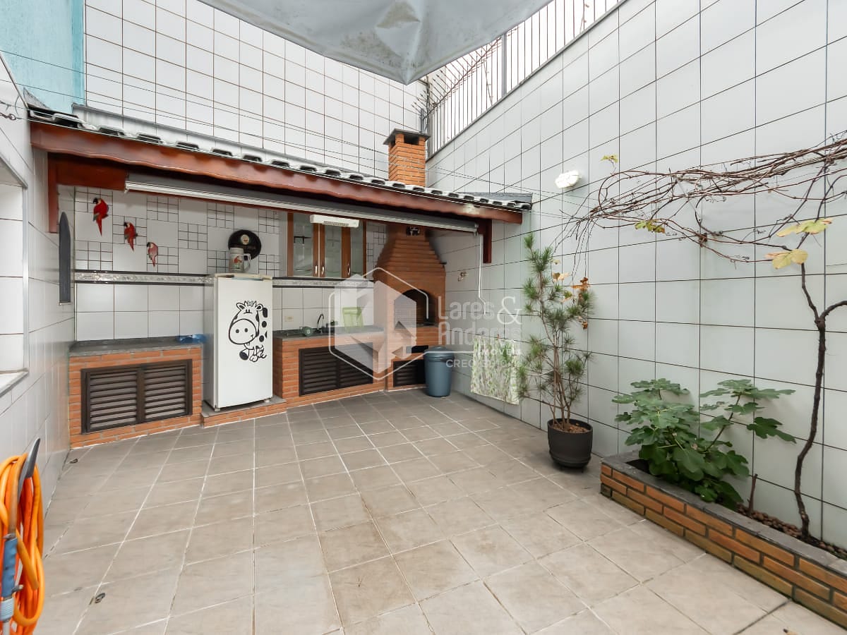 Sobrado à venda com 4 quartos, 200m² - Foto 14
