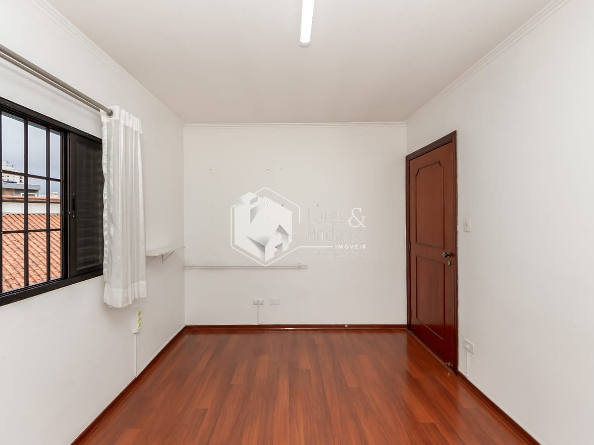 Sobrado à venda com 4 quartos, 200m² - Foto 22
