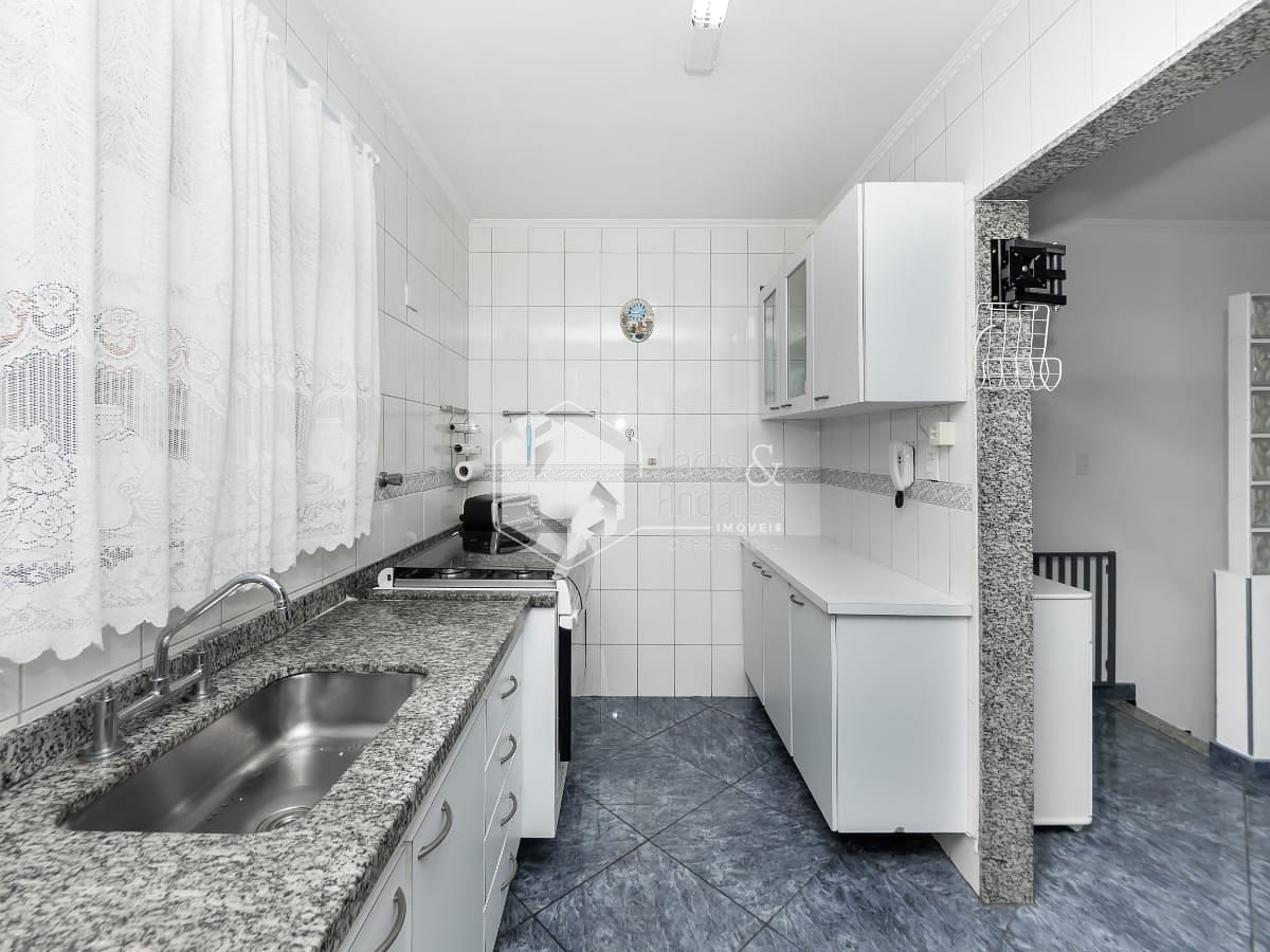 Sobrado à venda com 4 quartos, 200m² - Foto 19