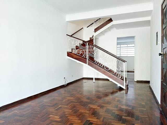 Foto do Sobrado - Sobrado à venda, com 130 m², 3 quartos - 1 suíte, sala 2 ambientes,3 banheiros, 2 vagas, entrada lateral, localização privilegiada, Campo Belo - São Paulo/SP | Paulista Imóveis