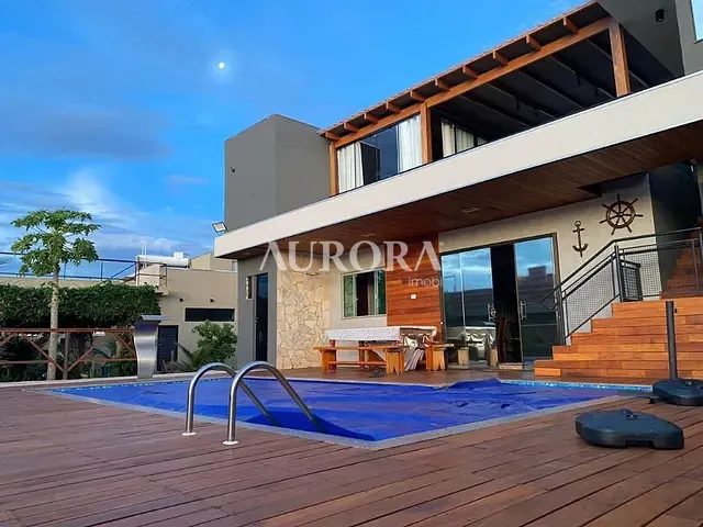 Sobrado com 346m² 5 quartos e 5 banheiros, à venda, no bairro Paranagi em Sertaneja