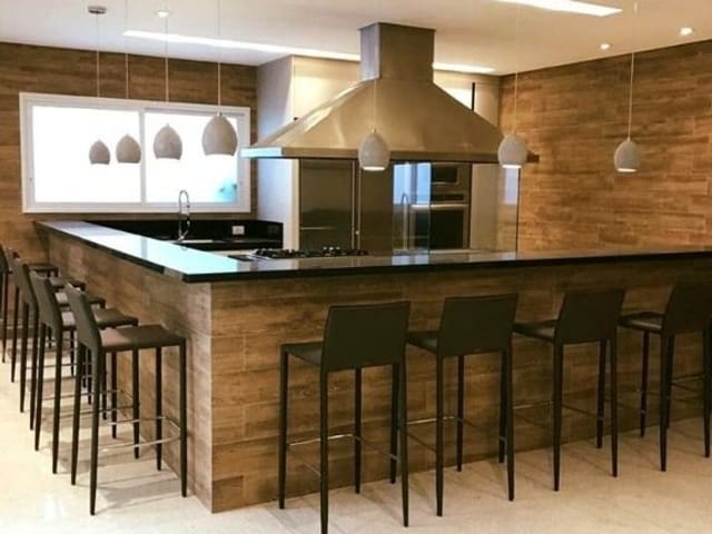 Sobrado com 680m² 5 quartos e 6 banheiros, à venda, no bairro Morada das Flores (Aldeia da Serra) em Santana de Parnaíba