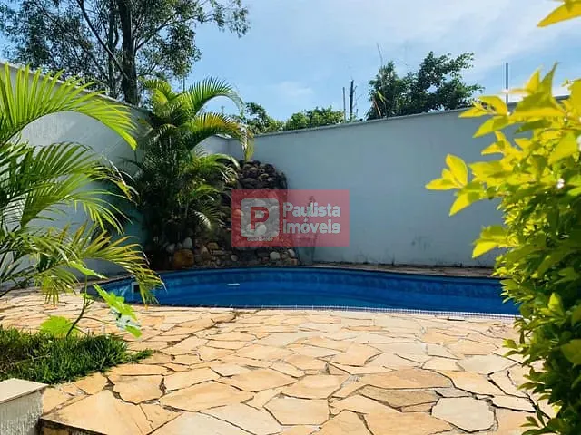 Sobrado com 450m² 4 quartos e 3 banheiros, à venda ou para alugar, no bairro Chácara Meyer em São Paulo