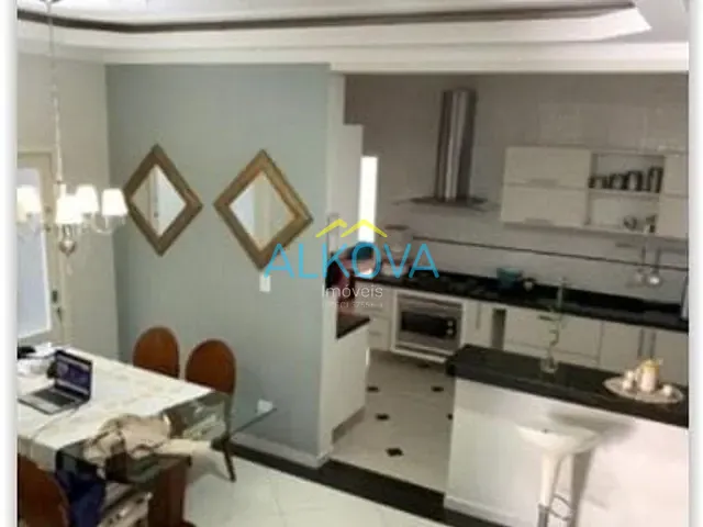 Sobrado com 175m² 4 quartos e 4 banheiros, à venda, no bairro Villa Branca em Jacareí