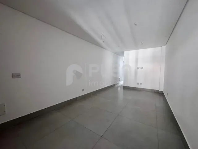 Sobrado 3 quartos e 4 banheiros, à venda, no bairro Jardim do Colégio (Zona Norte) em São Paulo