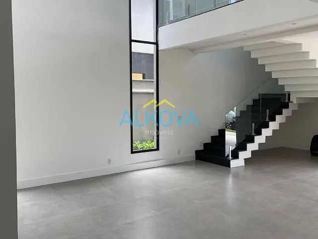Sobrado com 500m² 4 quartos e 6 banheiros, à venda, no bairro Condomínio Residencial Alphaville II em São José dos Campos