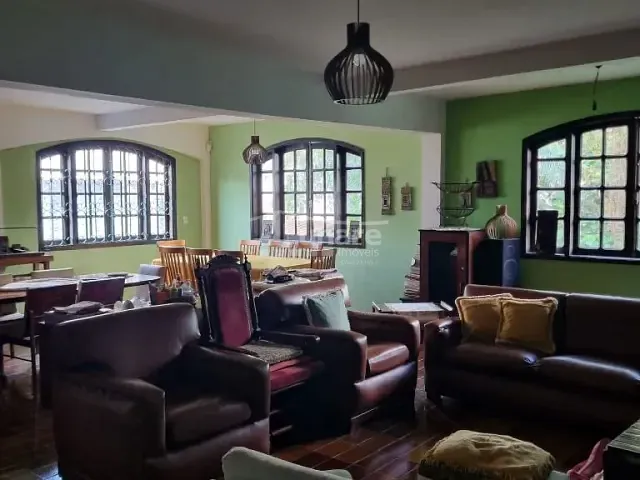 Sobrado com 1200m² 4 quartos e 4 banheiros, à venda, no bairro Vila Oliveira em Mogi das Cruzes