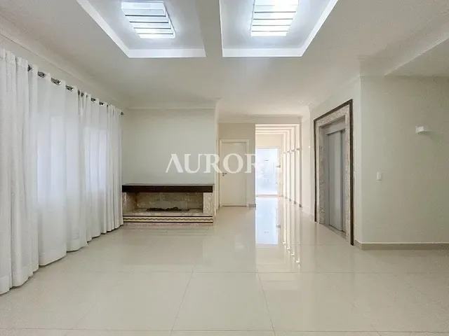 Sobrado com 324m² 4 quartos e 6 banheiros, para alugar, no bairro Esperança em Londrina