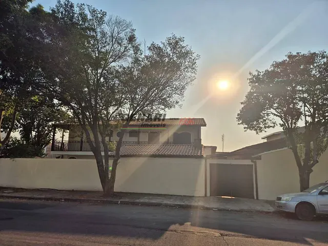 Sobrado com 299m² 3 quartos e 3 banheiros, à venda, no bairro Jardim Alice em Indaiatuba