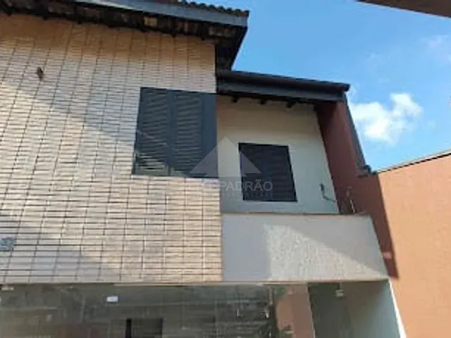 Sobrado com 500m², para alugar, no bairro Vila Bocaina em Mauá