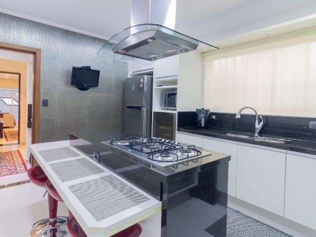 Sobrado com 220m² 3 quartos e 4 banheiros, à venda, no bairro Chácara Santo Antônio em São Paulo